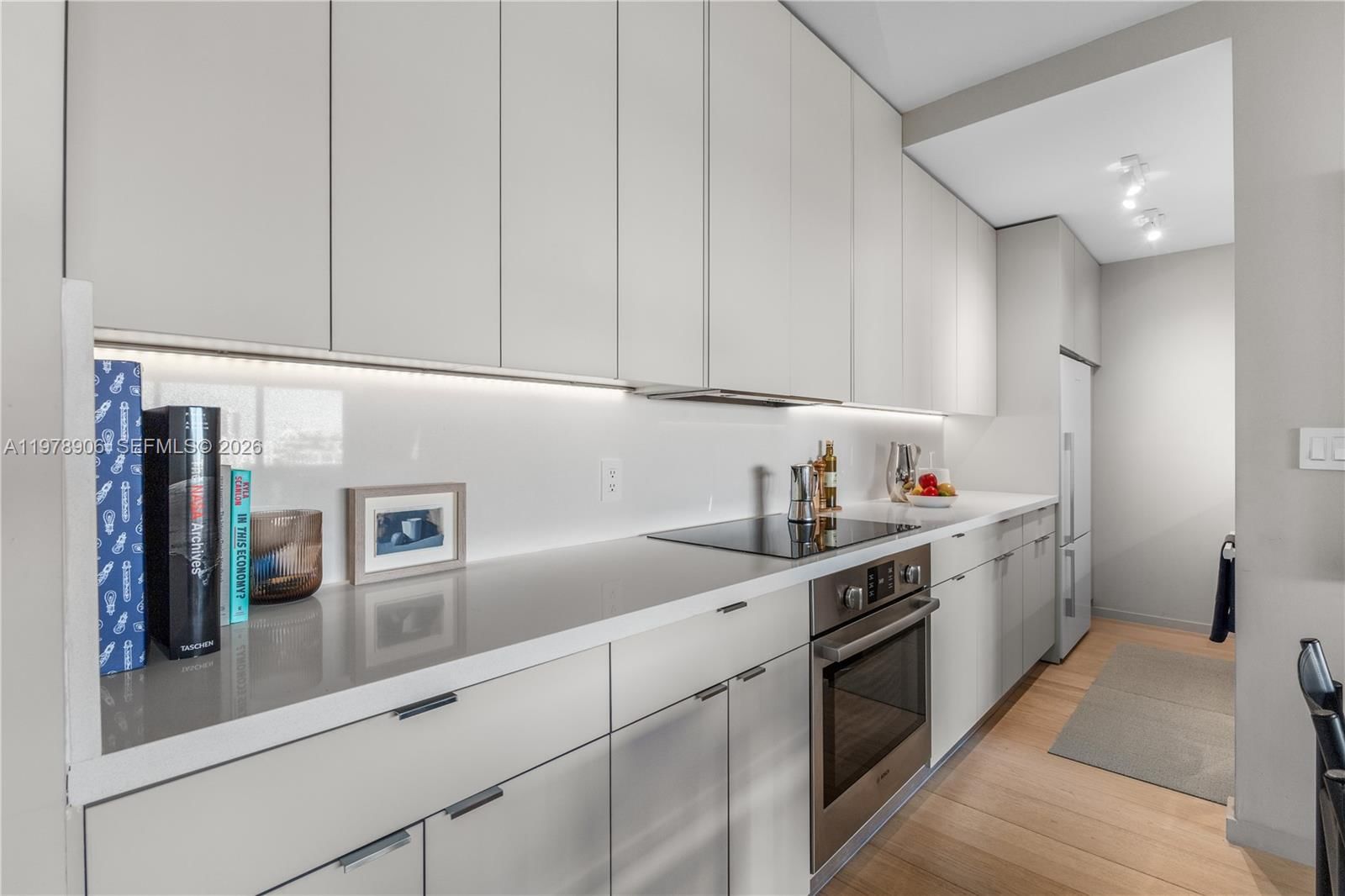 Real estate property located at 3 Island Ave #08L, Miami-dade, Belle Isle, Miami Beach, FL
