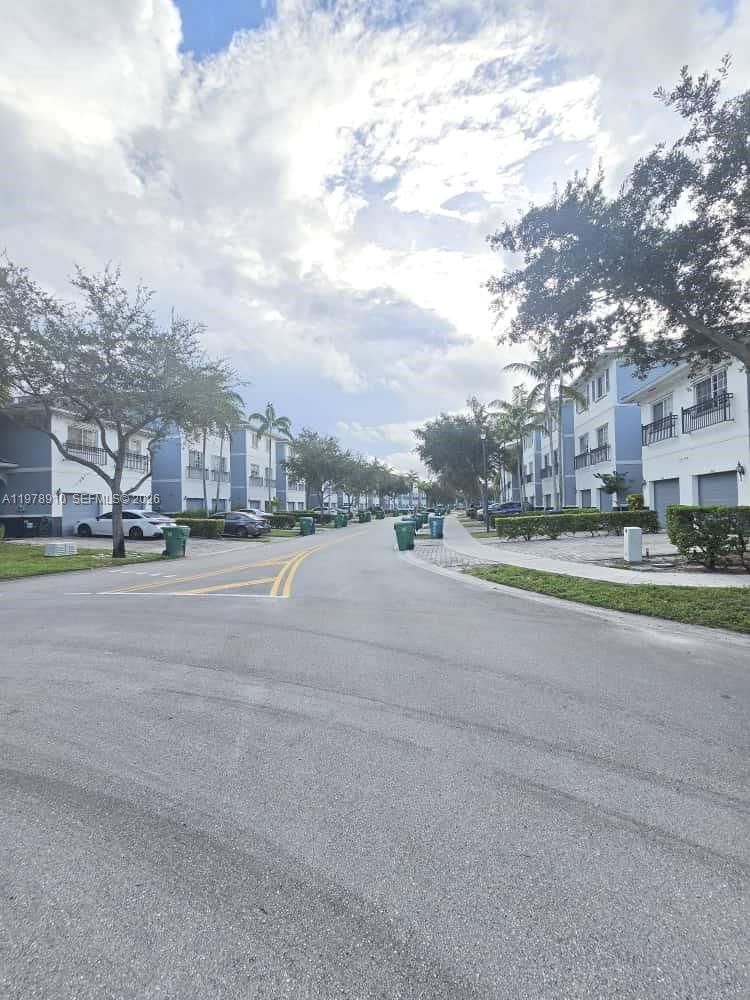 Real estate property located at 3566 13th St, Broward, Georgetown, Lauderhill, FL