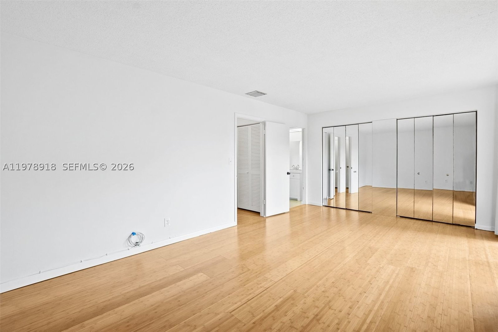 Real estate property located at 50 Matador Ln #3-23, Broward, Valencia Village Condo Ph, Davie, FL