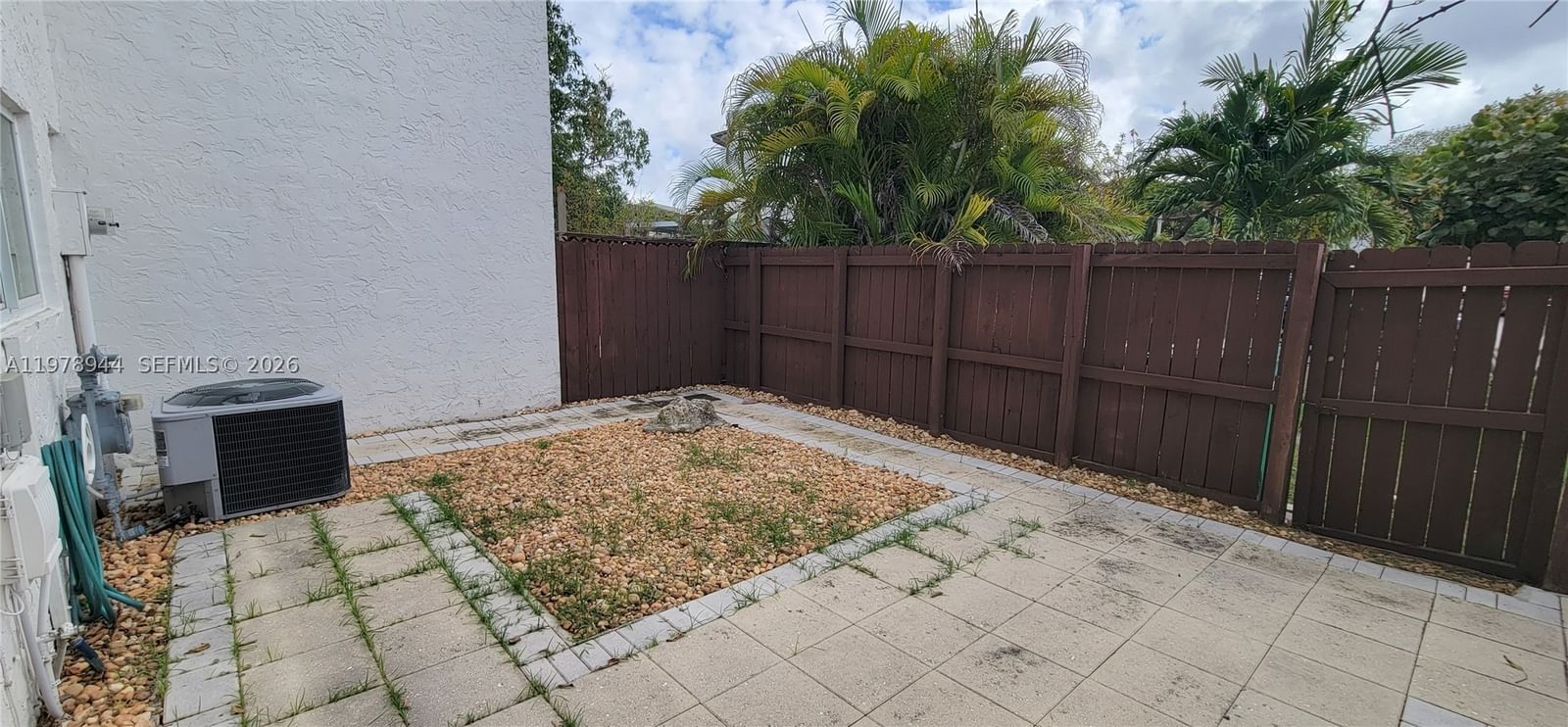 Real estate property located at 11396 65th St, Miami-dade, Snapper Creek Townhouses, Miami, FL