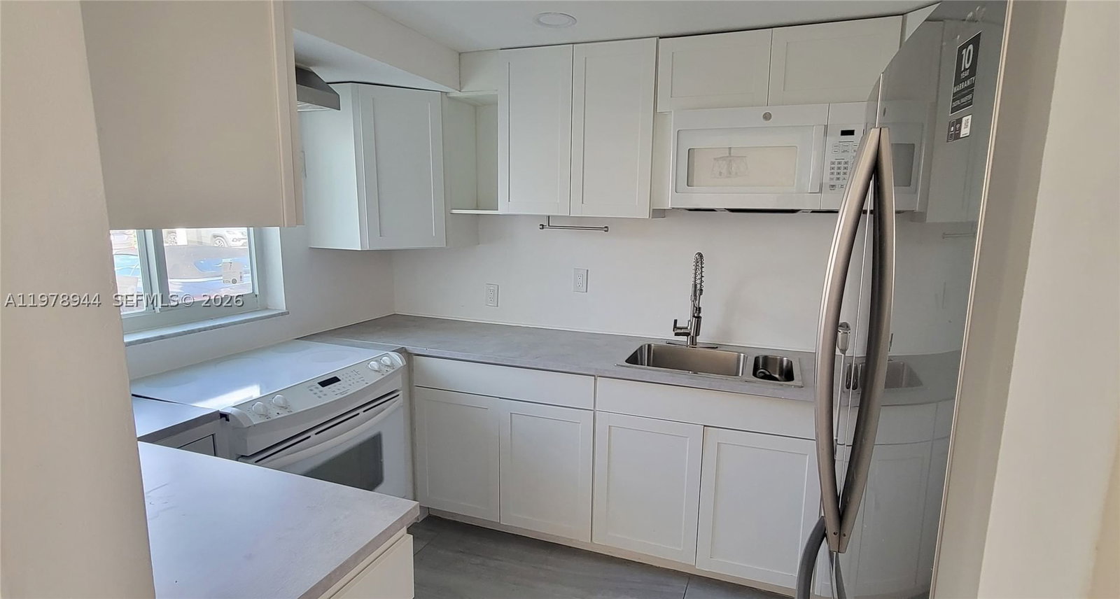 Real estate property located at 11396 65th St, Miami-dade, Snapper Creek Townhouses, Miami, FL