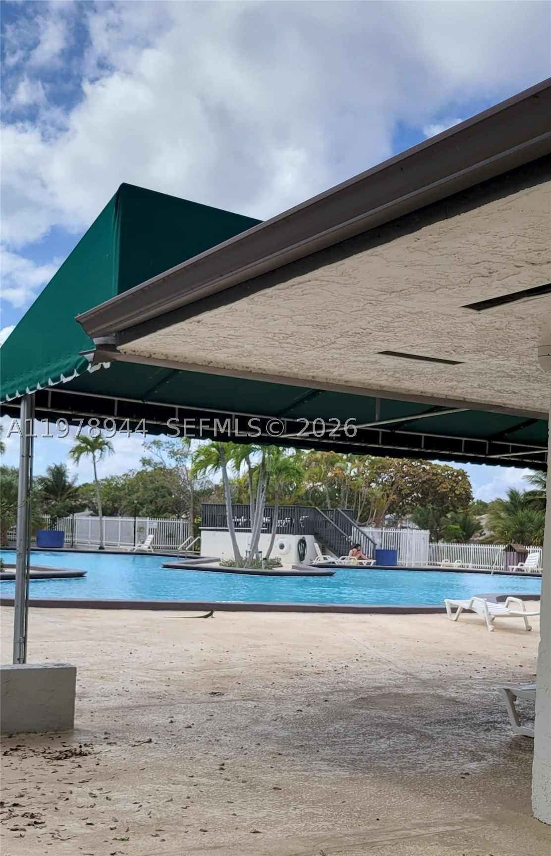 Real estate property located at 11396 65th St, Miami-dade, Snapper Creek Townhouses, Miami, FL