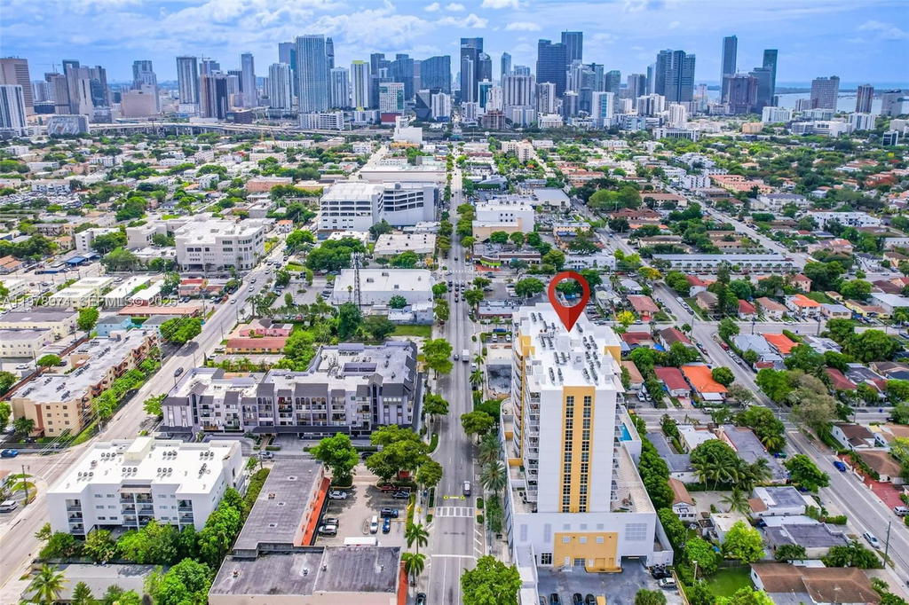 Real estate property located at 900 8th St #1603, Miami-dade, Brickell Vista Condo, Miami, FL