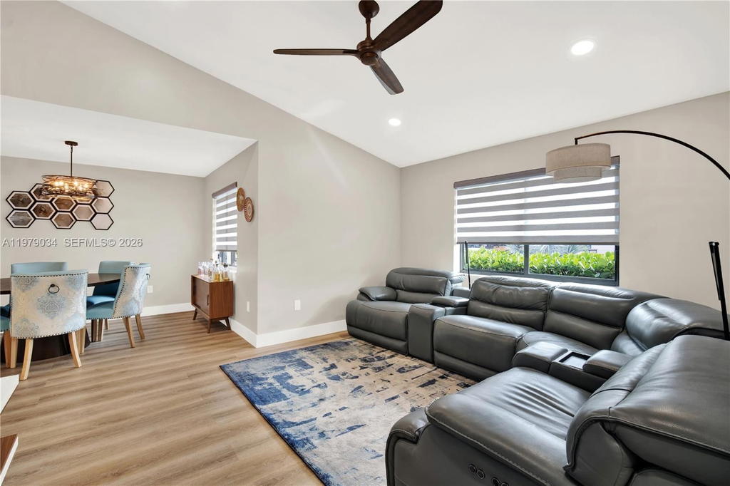 Real estate property located at 9066 112th Ct, Miami-dade, Gladewind Heights, Miami, FL
