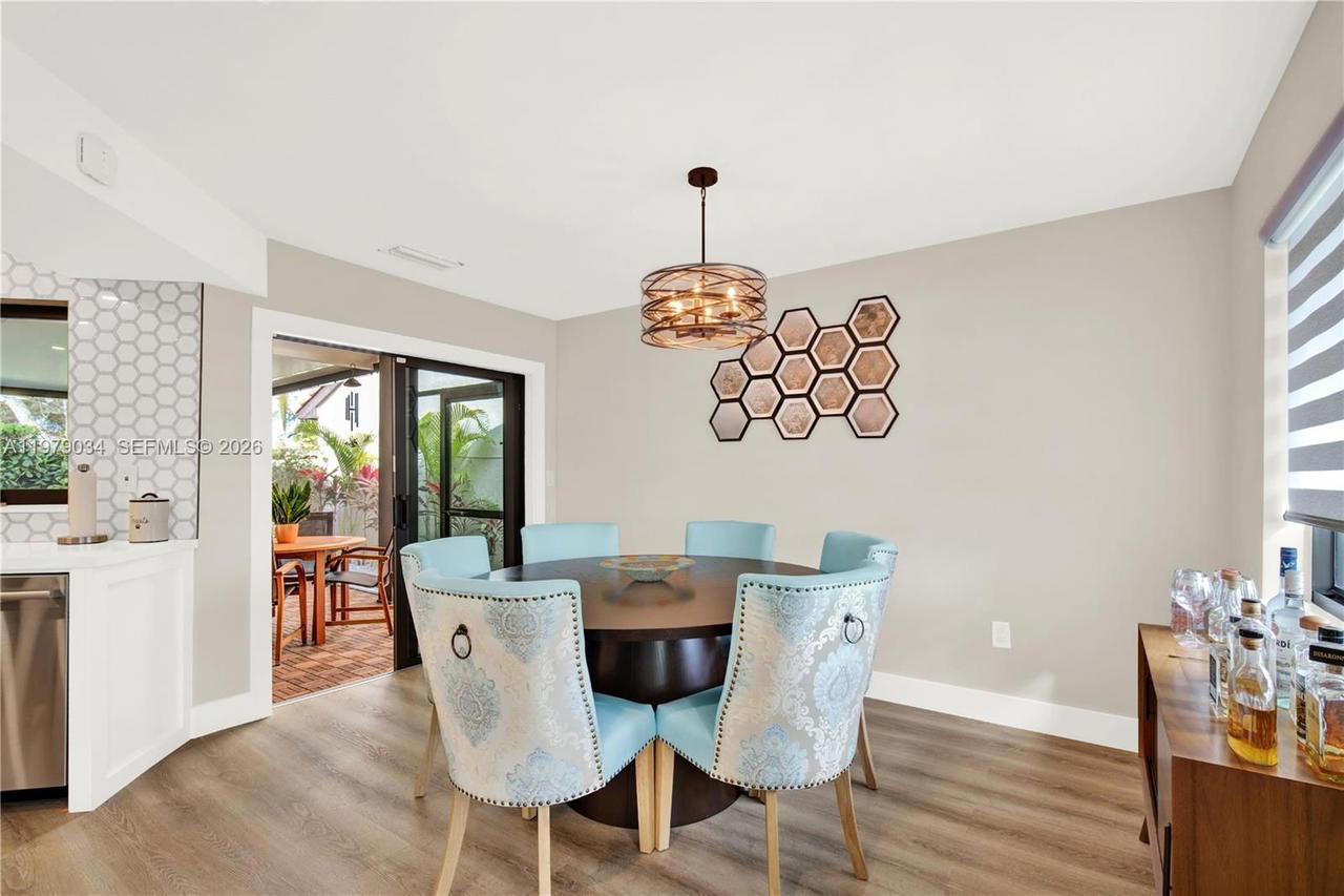 Real estate property located at 9066 112th Ct, Miami-dade, Gladewind Heights, Miami, FL