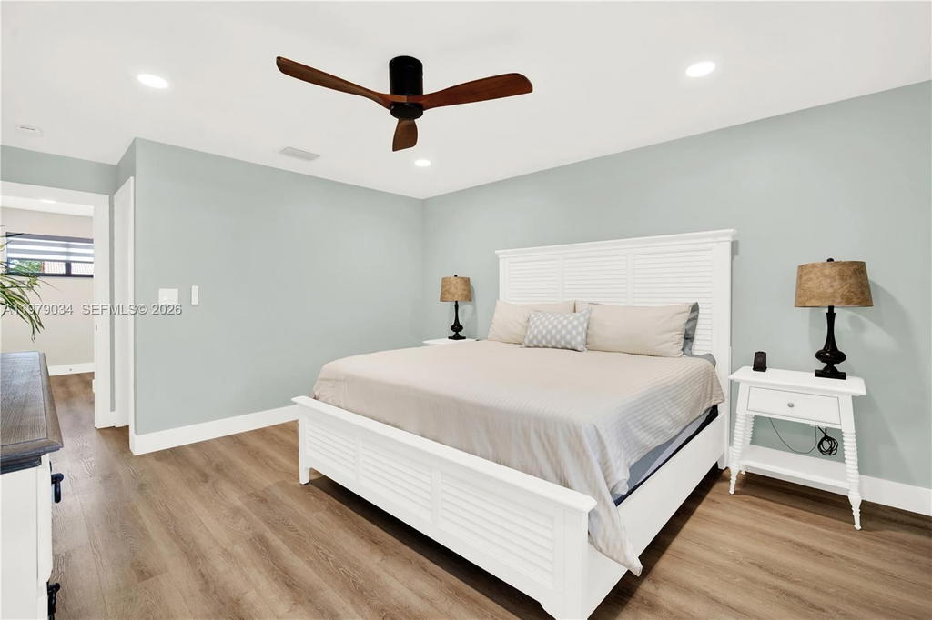 Real estate property located at 9066 112th Ct, Miami-dade, Gladewind Heights, Miami, FL