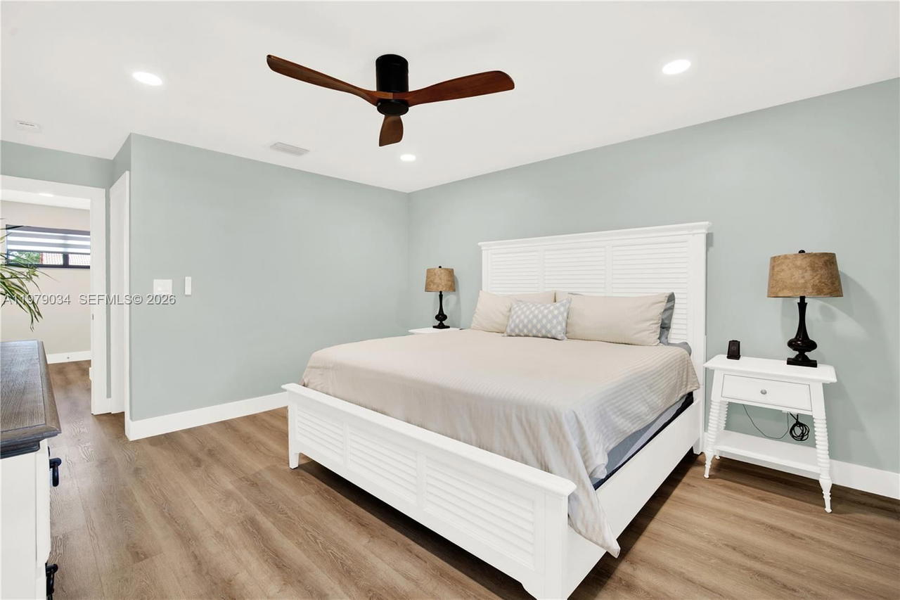 Real estate property located at 9066 112th Ct, Miami-dade, Gladewind Heights, Miami, FL