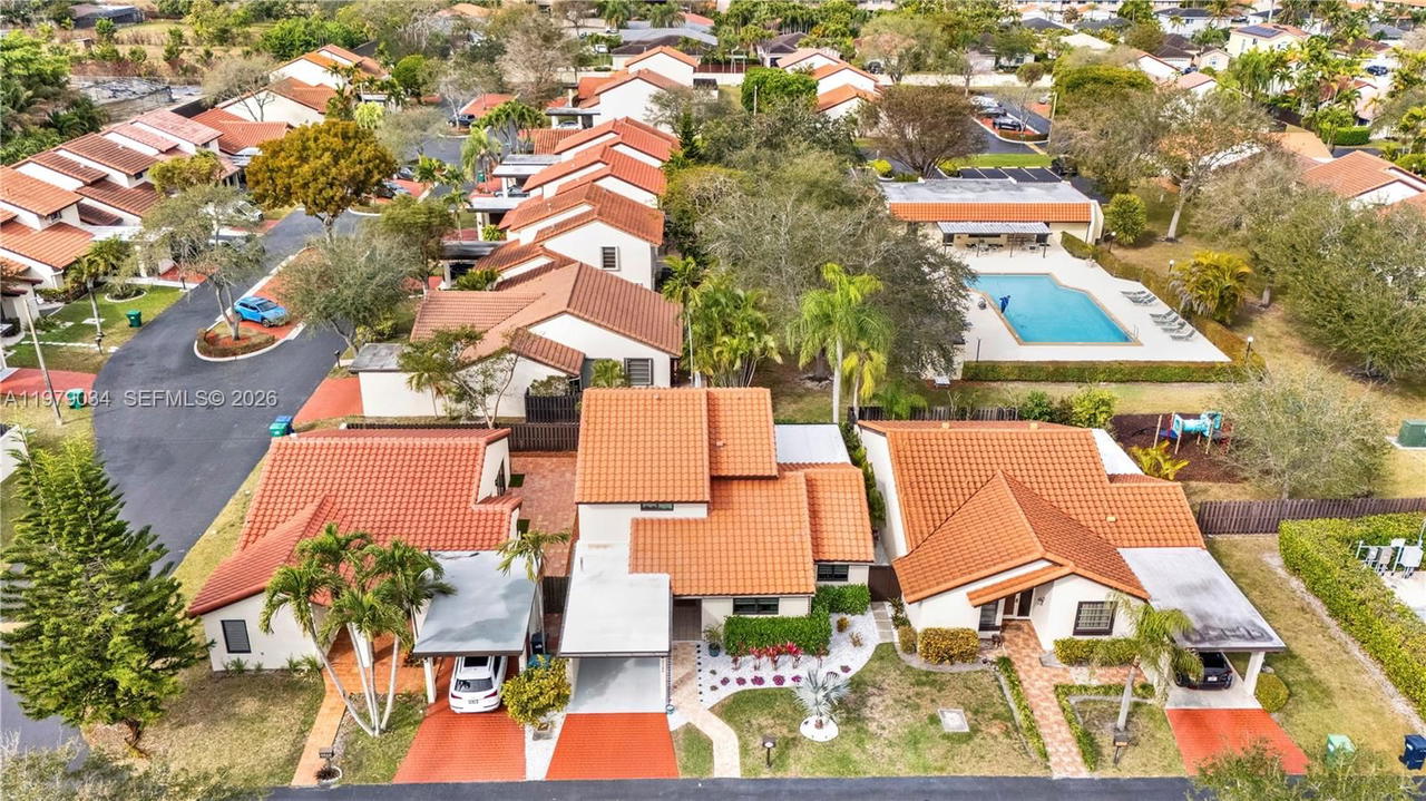 Real estate property located at 9066 112th Ct, Miami-dade, Gladewind Heights, Miami, FL
