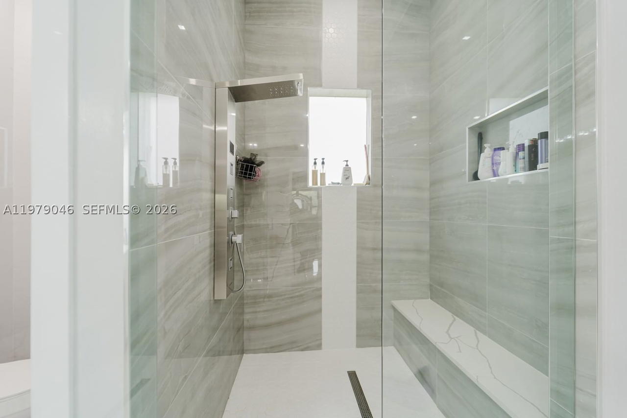 Real estate property located at 398 35th Ave NW, Collier, Golden Gate Est Unit 37, Naples, FL