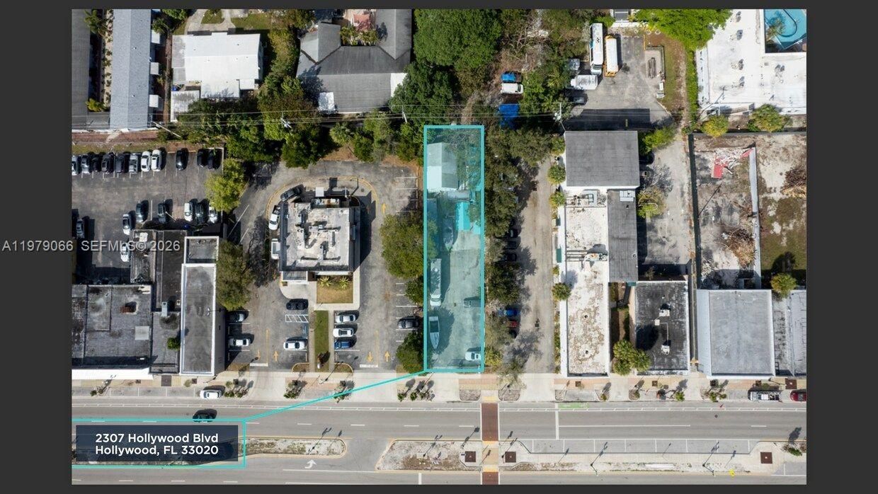 Real estate property located at 2307 Hollywood Blvd, Broward, Hollywood Little Ranches, Hollywood, FL