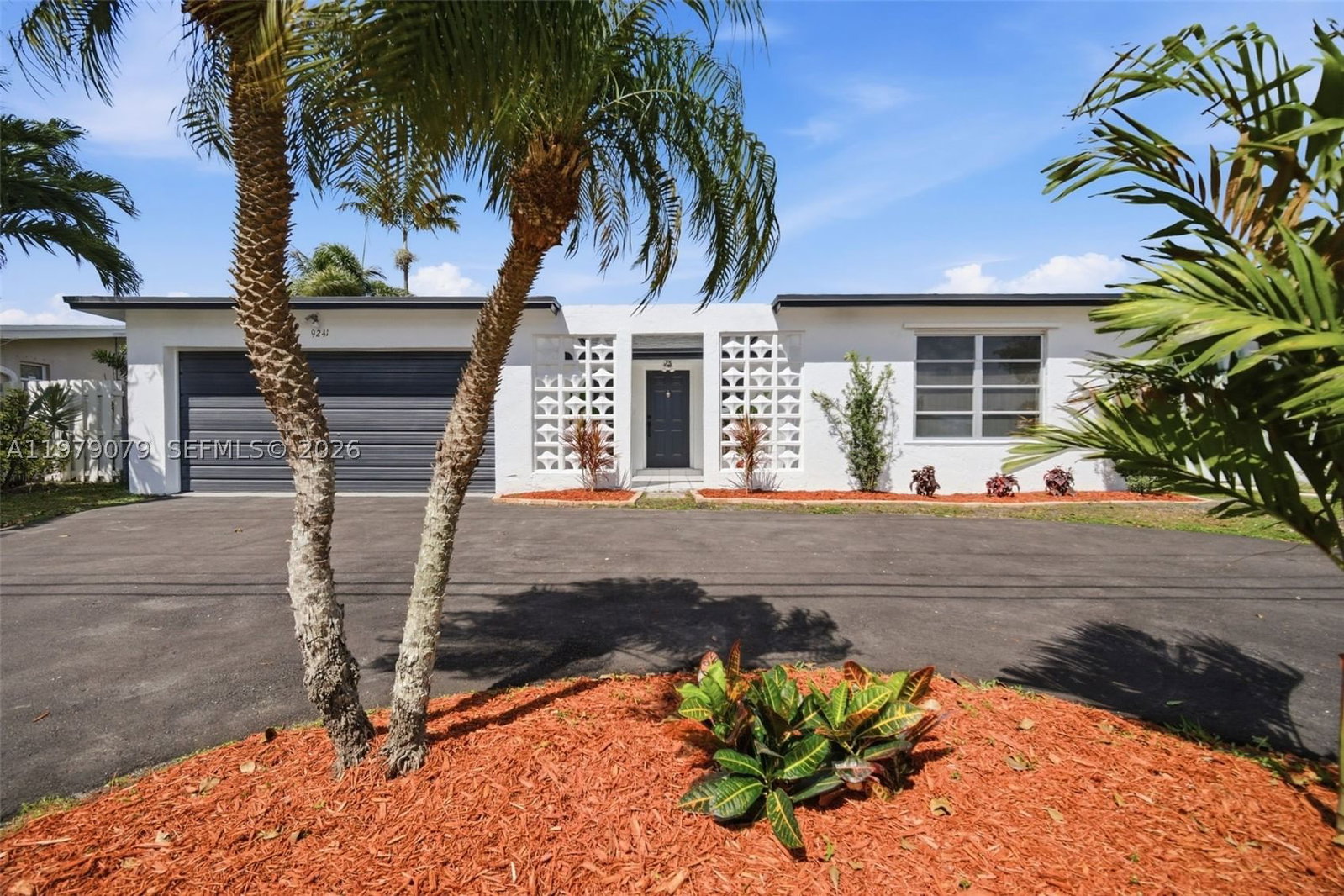 Real estate property located at 9241 Sunset Strip, Broward, Sunrise Golf Village Sec, Sunrise, FL