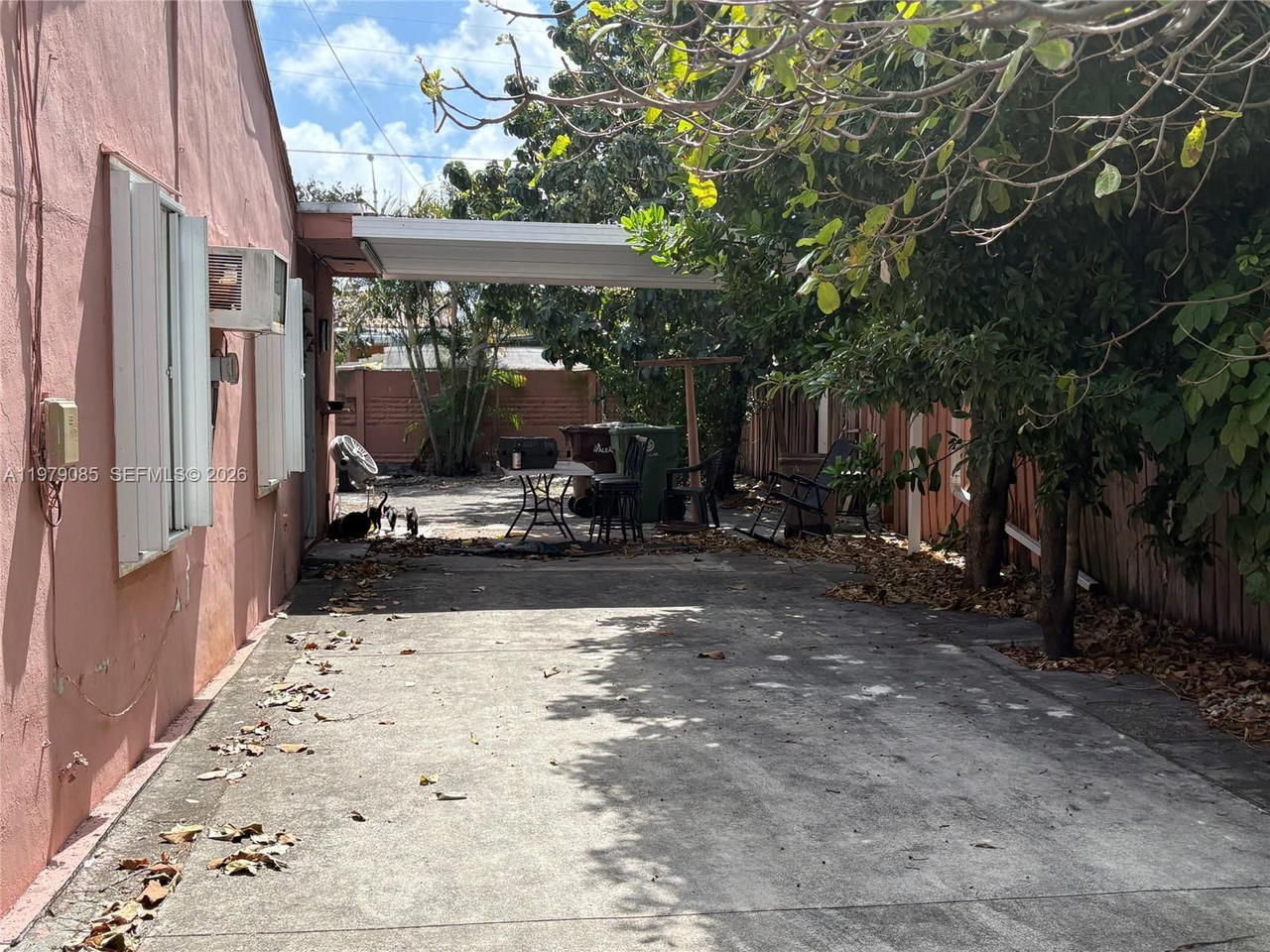 Real estate property located at 740 4th Pl, Miami-dade, Essex Village-third Addit, Hialeah, FL