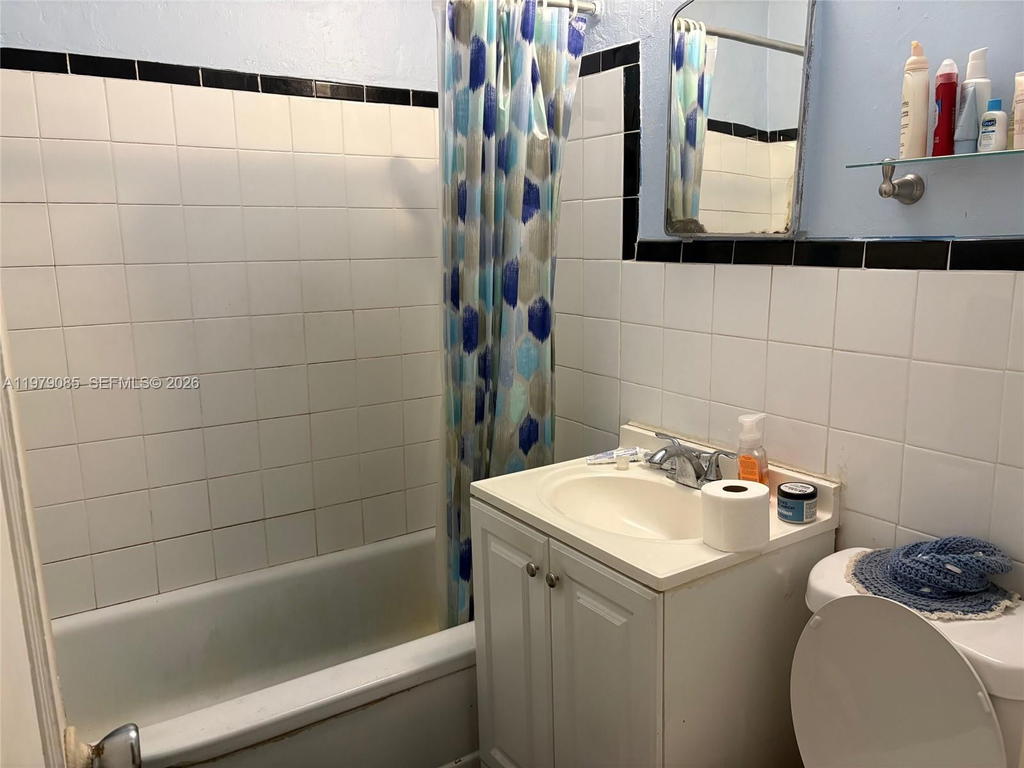 Real estate property located at 740 4th Pl, Miami-dade, Essex Village-third Addit, Hialeah, FL
