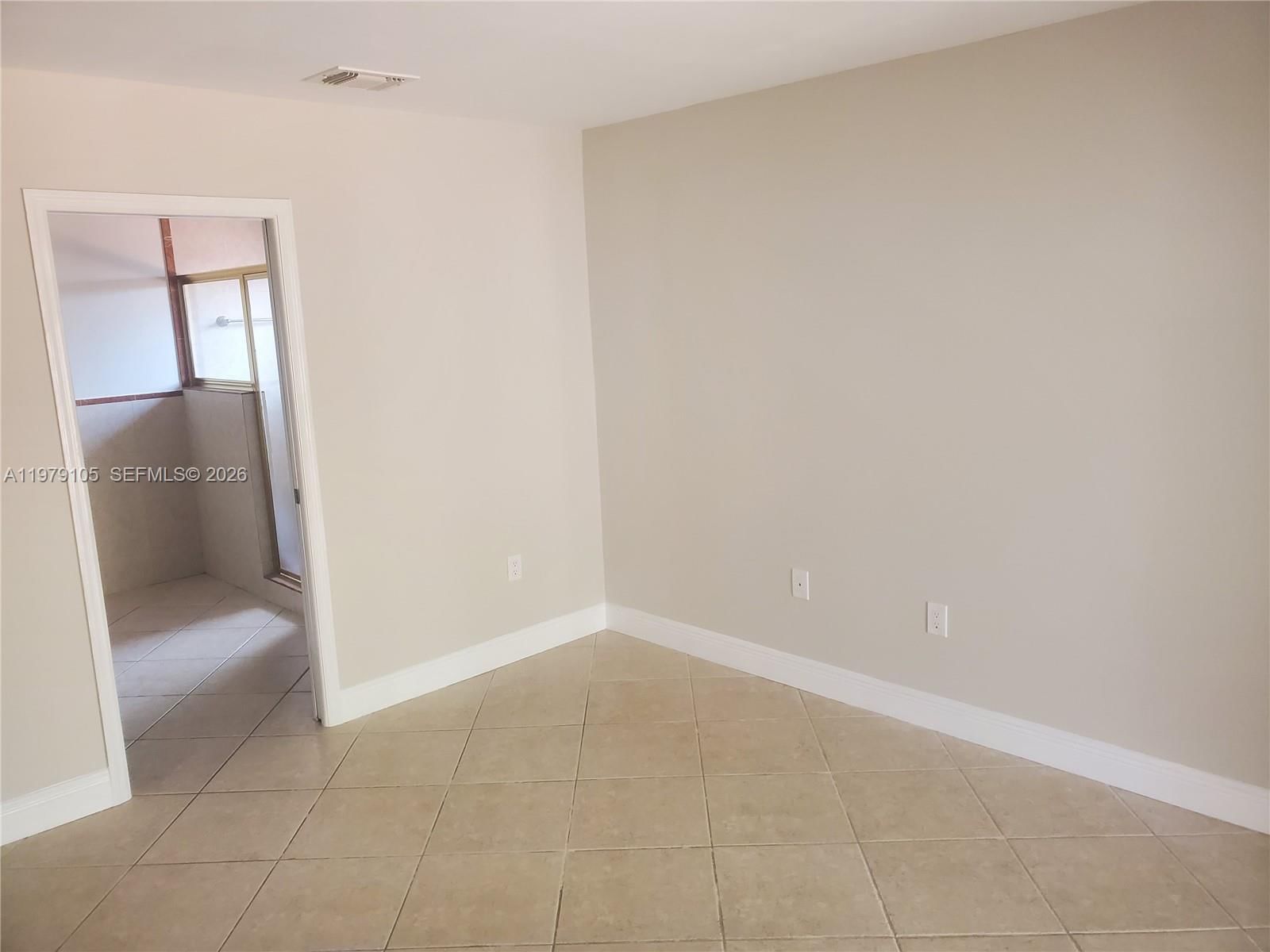 Real estate property located at 536 88th Ct, Miami-dade, Poinciana Pointe Phase 2, Miami, FL