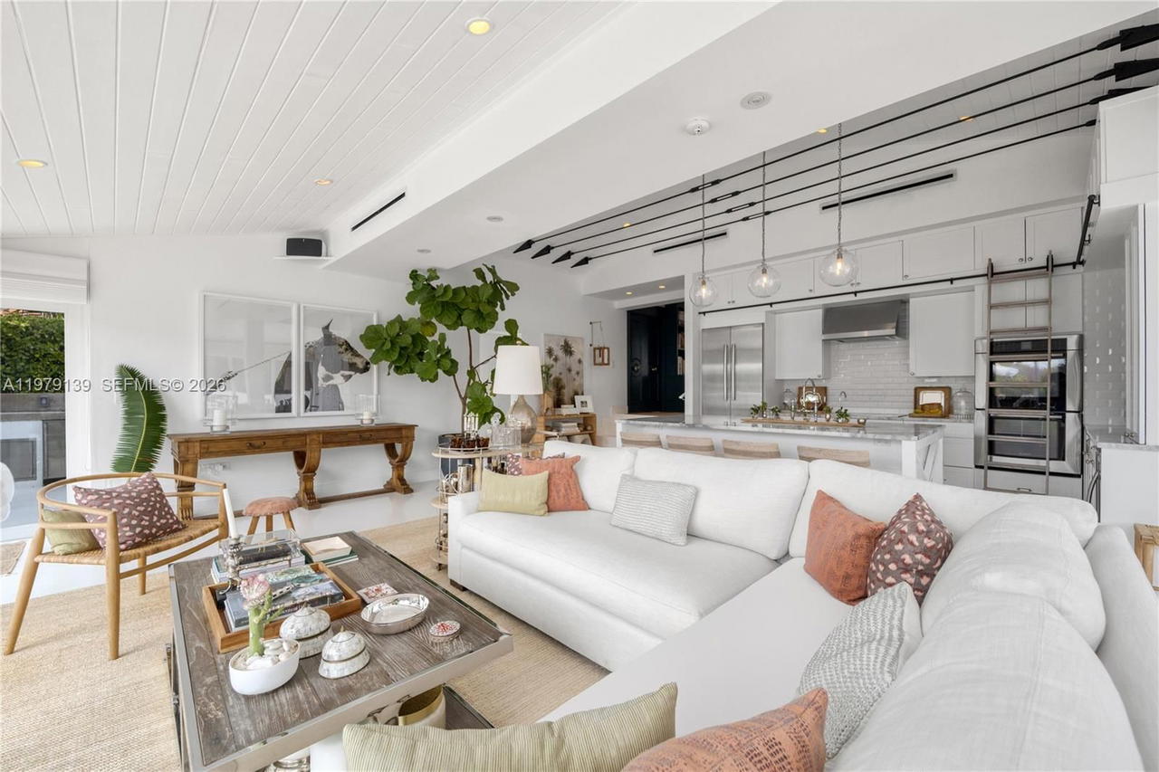 Real estate property located at 536 Jeronimo Dr, Miami-dade, Coral Gables Riviera Sec, Coral Gables, FL