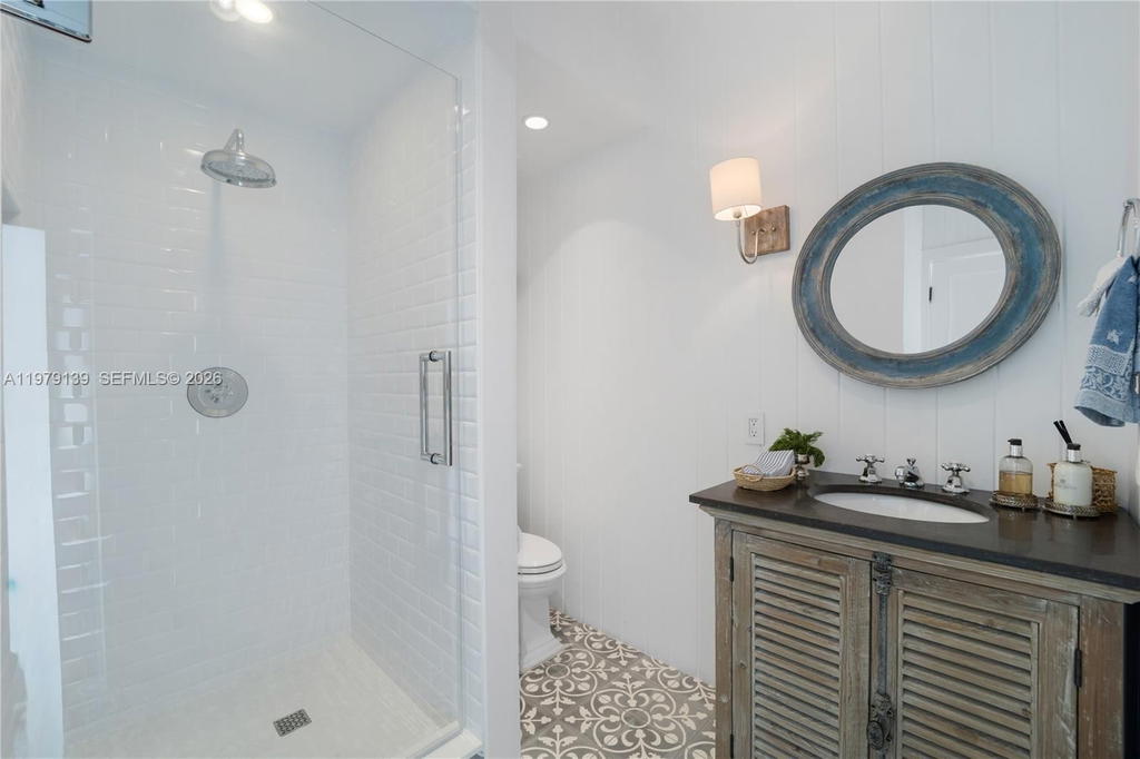 Real estate property located at 536 Jeronimo Dr, Miami-dade, Coral Gables Riviera Sec, Coral Gables, FL