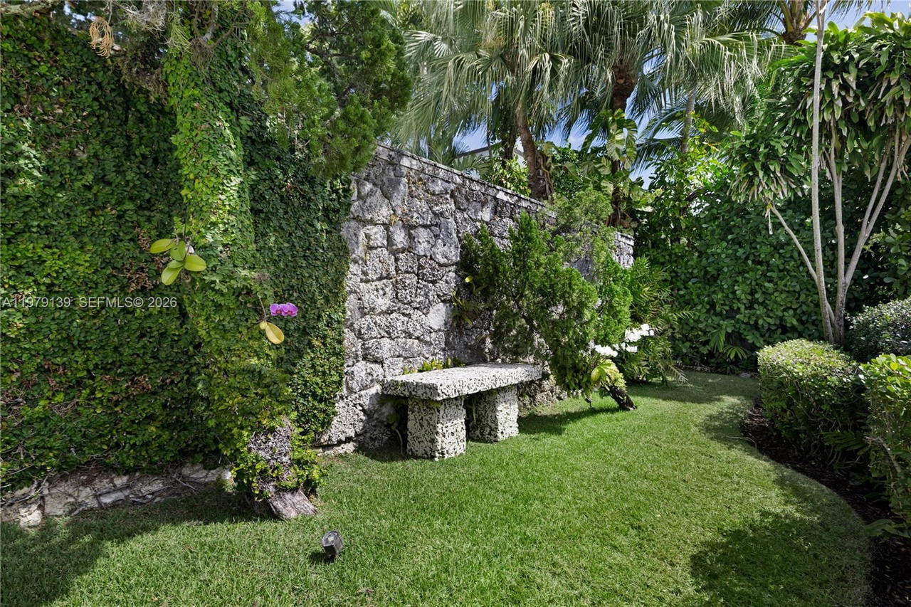 Real estate property located at 536 Jeronimo Dr, Miami-dade, Coral Gables Riviera Sec, Coral Gables, FL