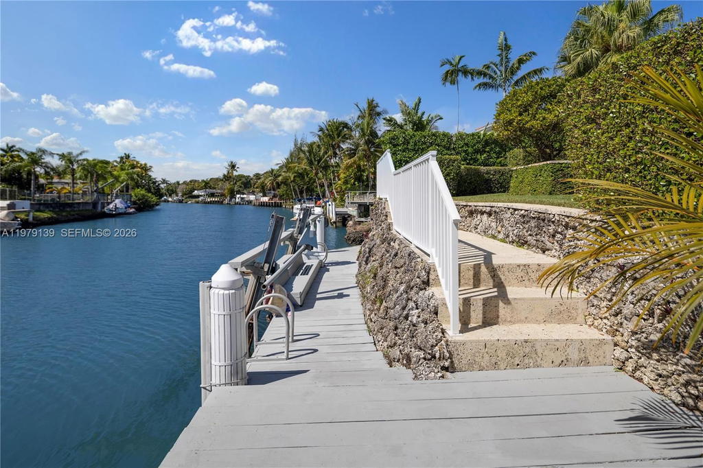 Real estate property located at 536 Jeronimo Dr, Miami-dade, Coral Gables Riviera Sec, Coral Gables, FL
