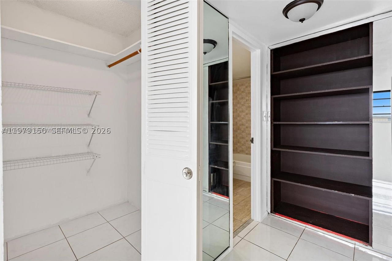 Real estate property located at 13155 Ixora Ct #406, Miami-dade, Keystone Harbor Club Cond, North Miami, FL