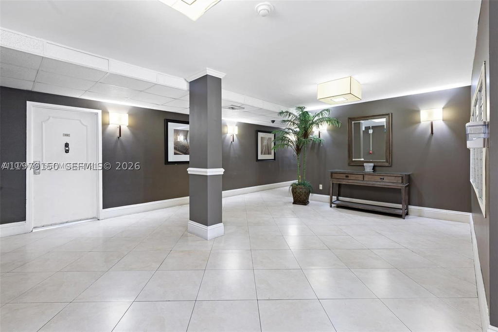 Real estate property located at 13155 Ixora Ct #406, Miami-dade, Keystone Harbor Club Cond, North Miami, FL