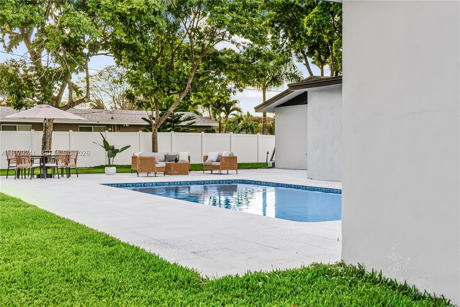 Real estate property located at 5402 1st Ct, Broward, Plantation Park 2nd Add R, Plantation, FL