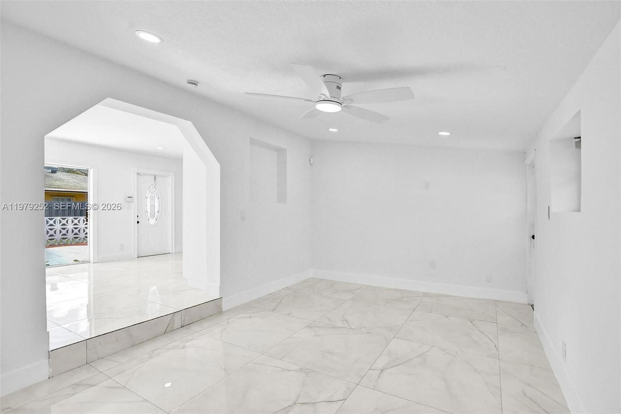 Real estate property located at 4320 26th St, Broward, Forward Sub No 1, Lauderhill, FL