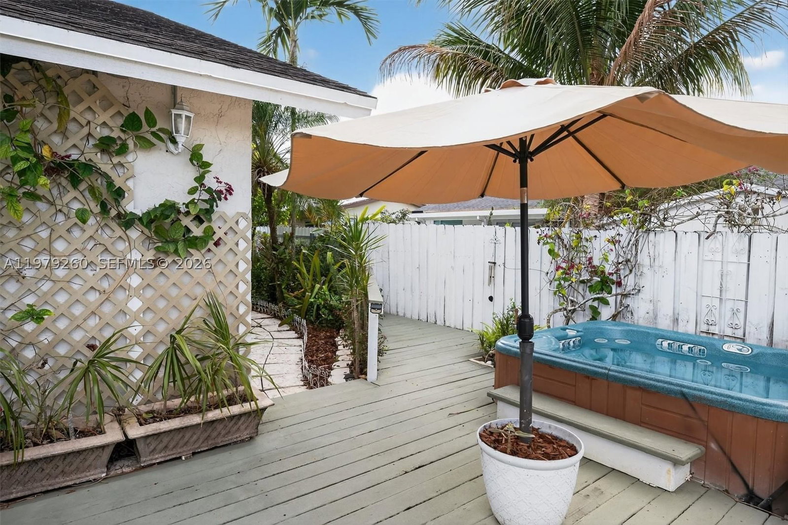 Real estate property located at 10230 130th Ave, Miami-dade, First Addn To Calusa Club, Miami, FL