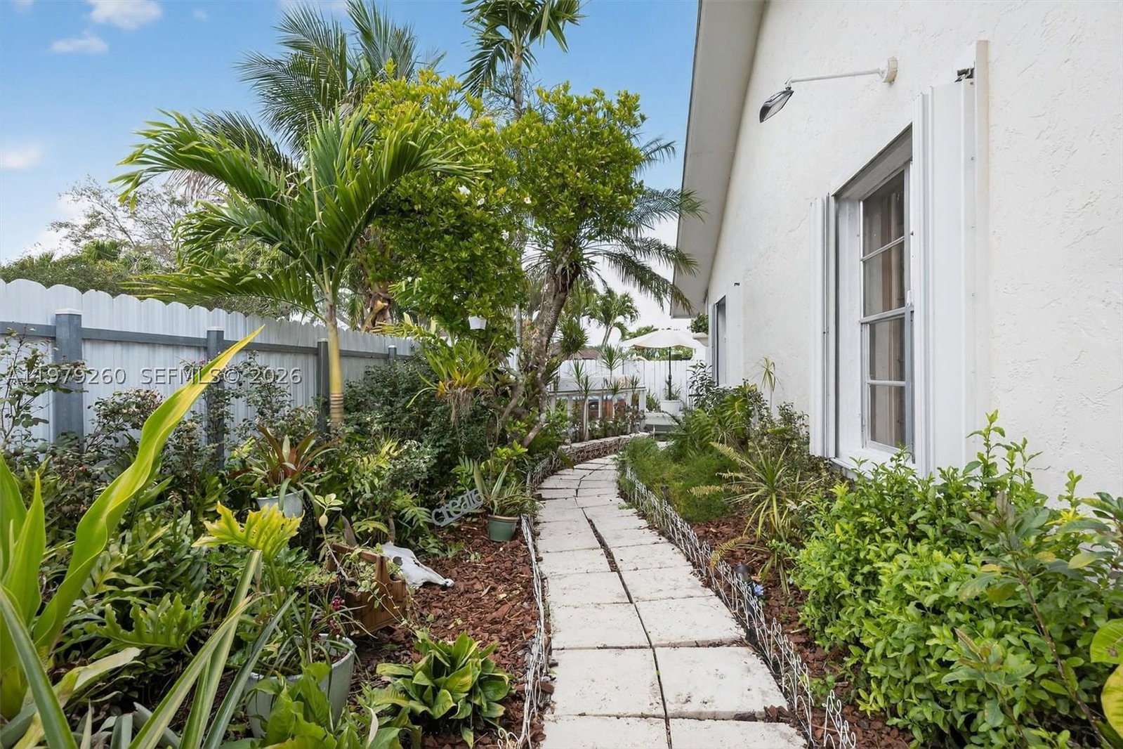 Real estate property located at 10230 130th Ave, Miami-dade, First Addn To Calusa Club, Miami, FL