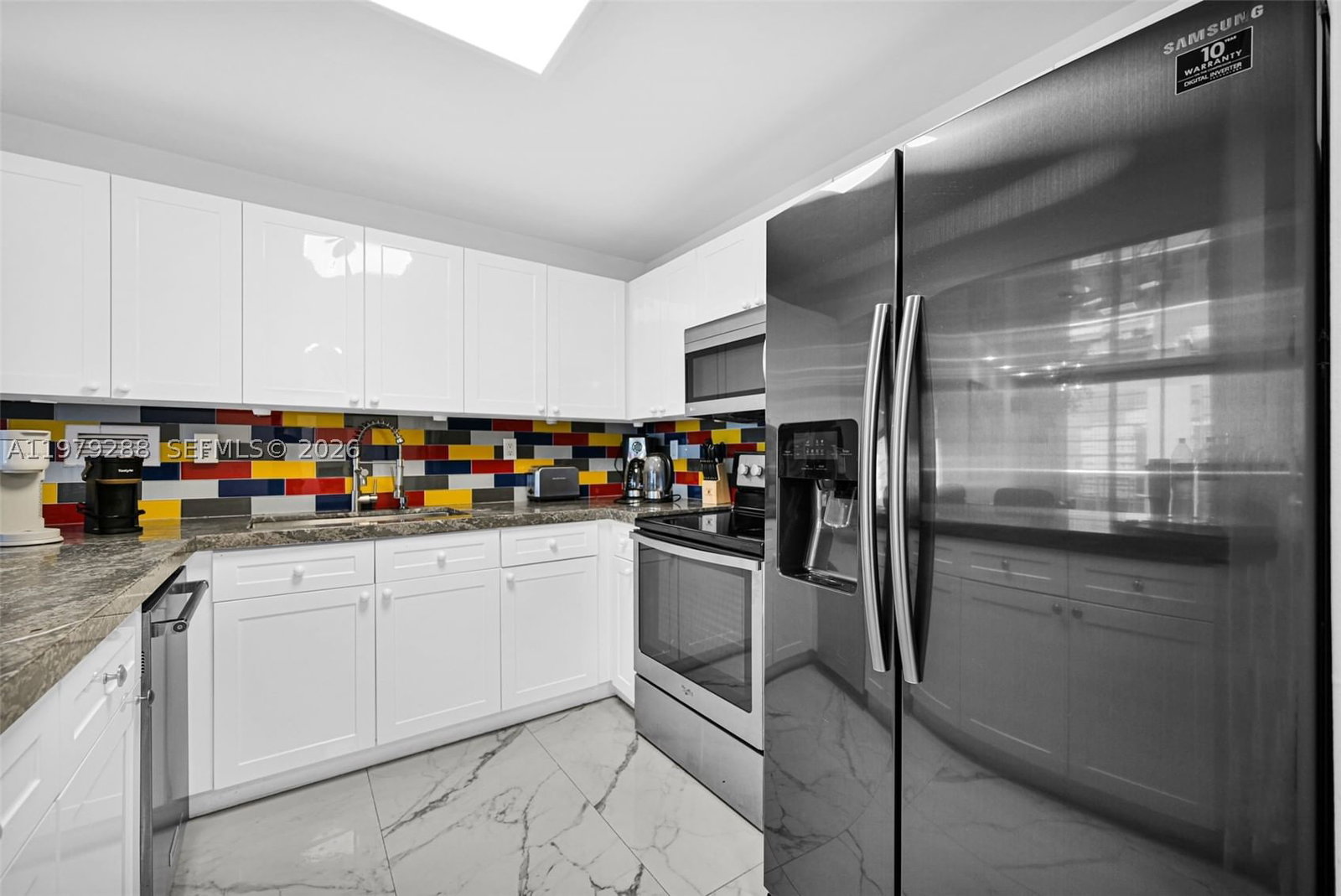 Real estate property located at 2301 Collins Ave #1204, Miami-dade, Roney Palace Condo, Miami Beach, FL