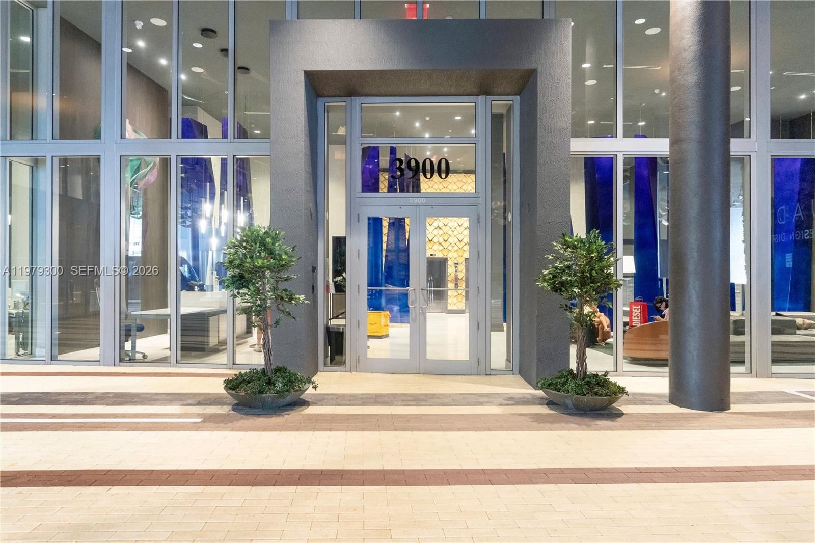 Real estate property located at 3900 Biscayne Blvd S-916, Miami-dade, Quadro Condo, Miami, FL