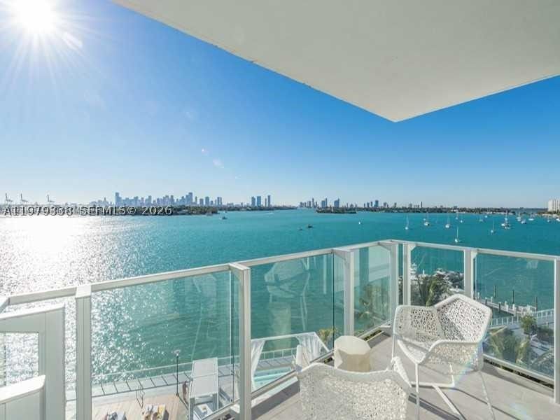 Real estate property located at 1100 West Avenue #414, Miami-dade, 1100 West Condo, Miami Beach, FL