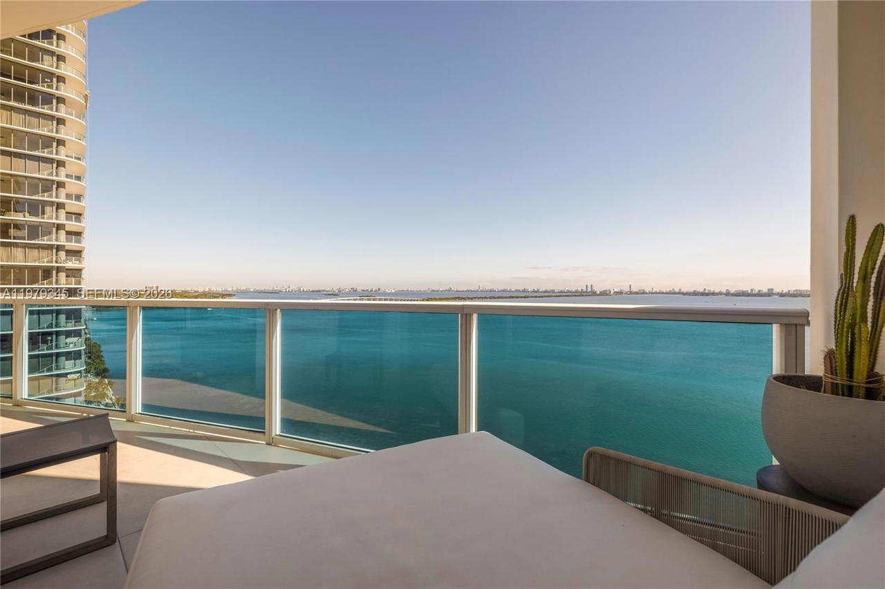Real estate property located at 725 22nd St PH2F, Miami-dade, New Wave Condo, Miami, FL