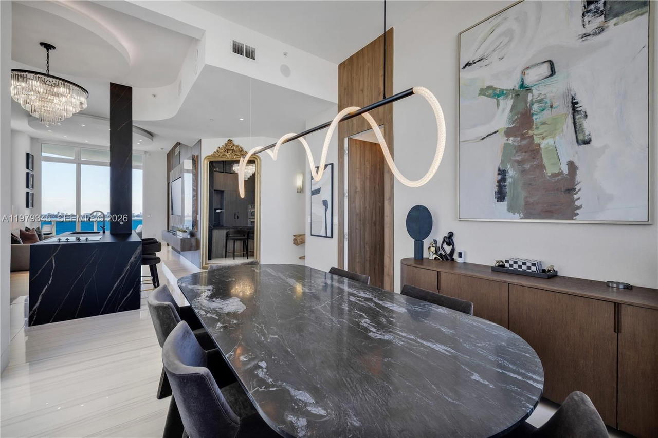 Real estate property located at 725 22nd St PH2F, Miami-dade, New Wave Condo, Miami, FL