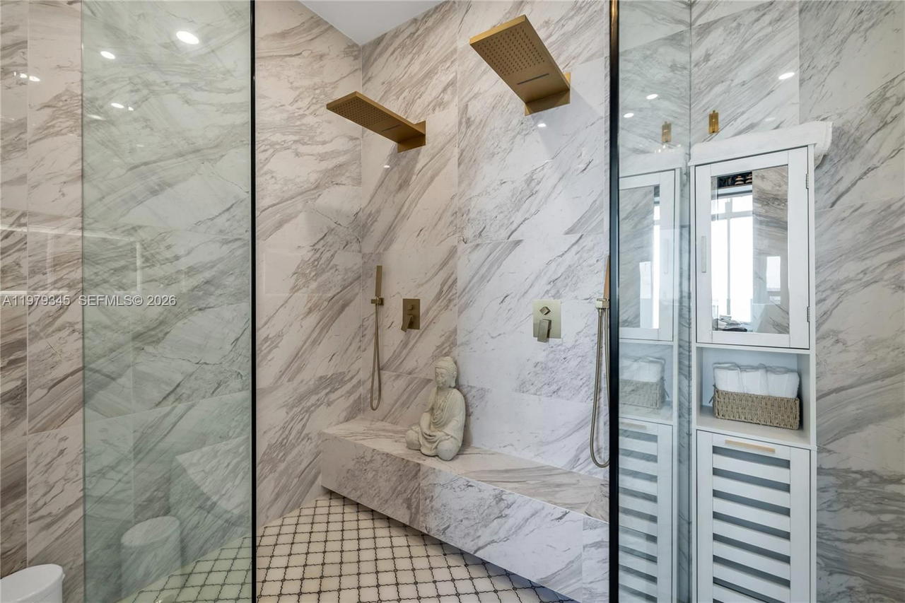 Real estate property located at 725 22nd St PH2F, Miami-dade, New Wave Condo, Miami, FL