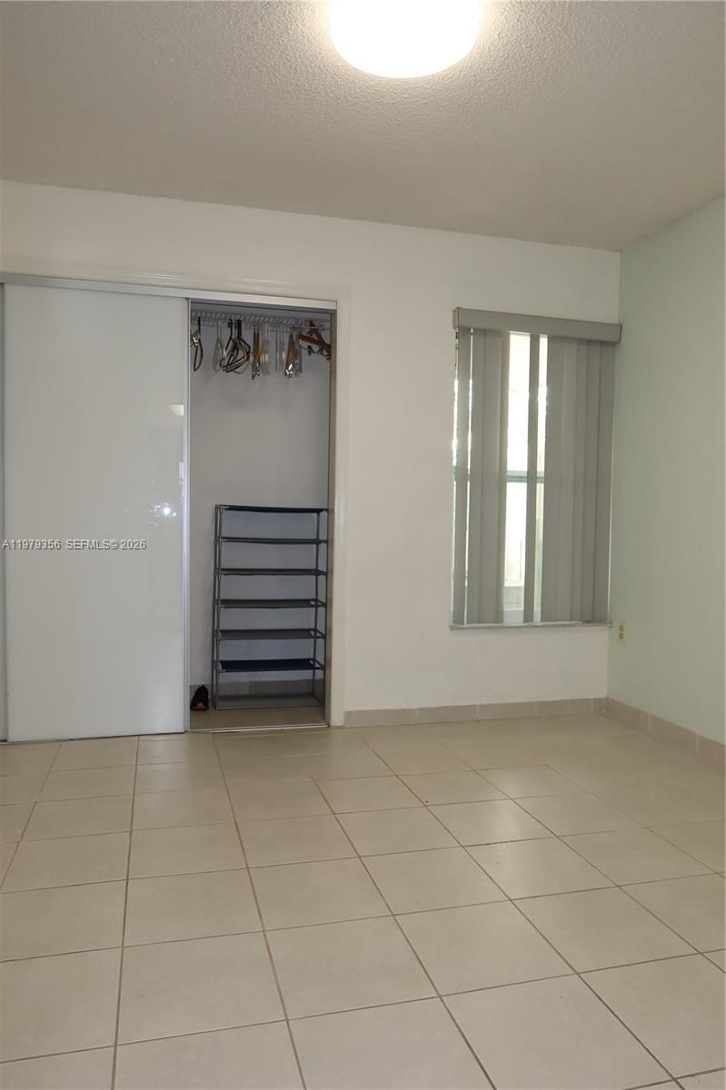 Real estate property located at 910 140th Ave, Miami-dade, West Farms Sub Sec I, Miami, FL