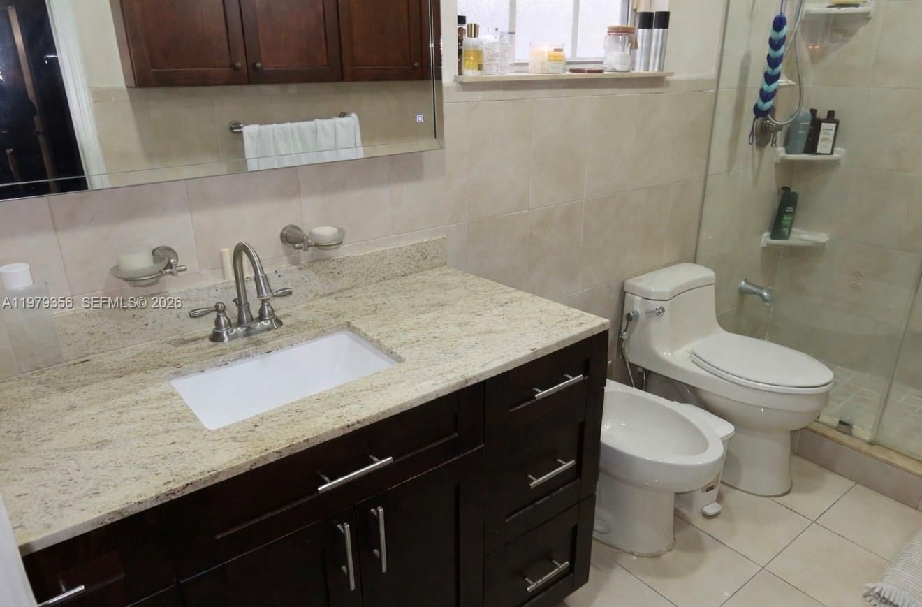 Real estate property located at 910 140th Ave, Miami-dade, West Farms Sub Sec I, Miami, FL