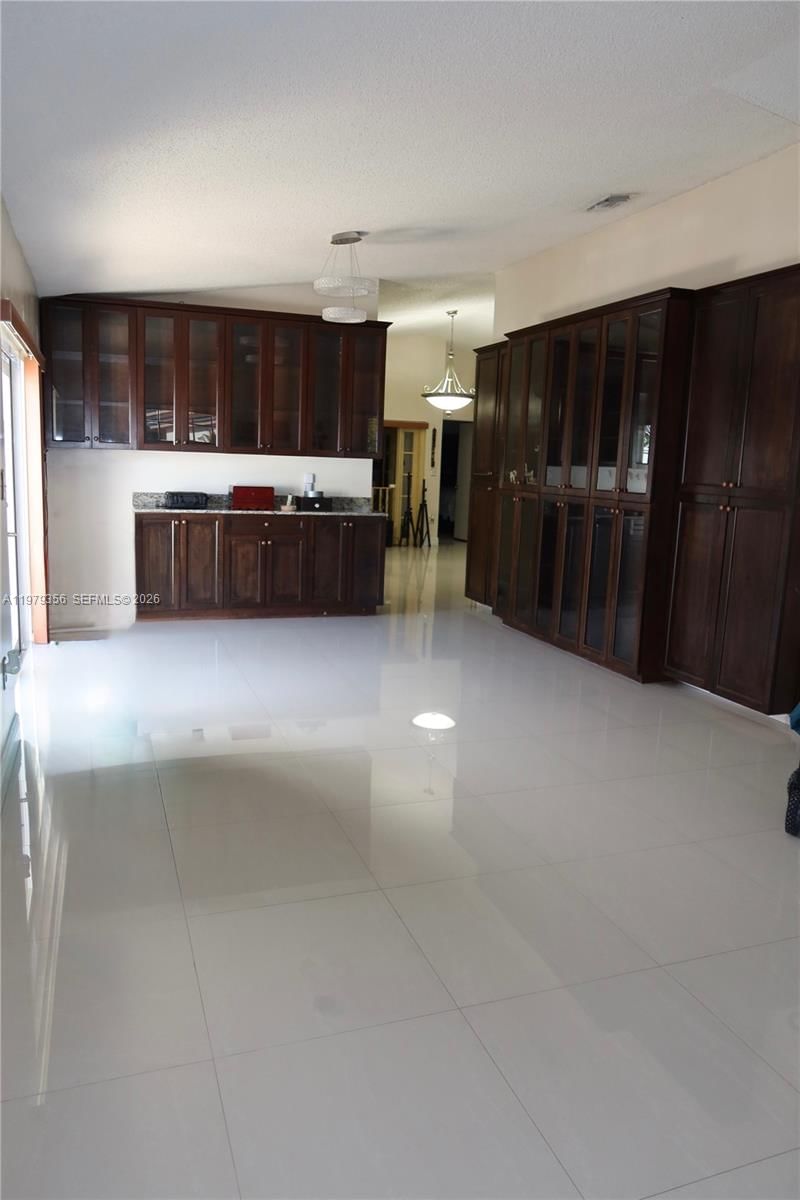 Real estate property located at 910 140th Ave, Miami-dade, West Farms Sub Sec I, Miami, FL