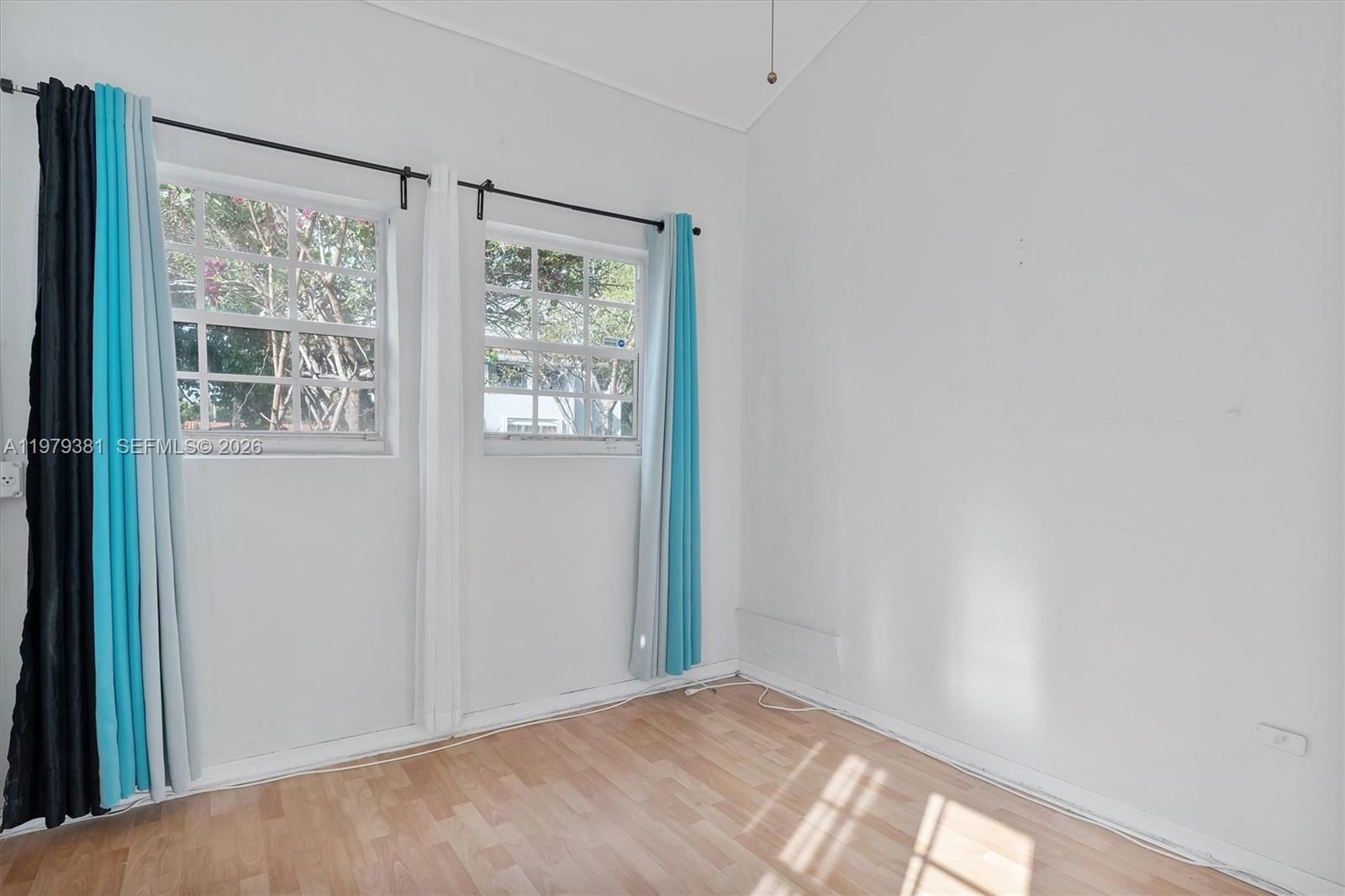 Real estate property located at 2508 19th Ter, Miami-dade, Grapeland Park, Miami, FL