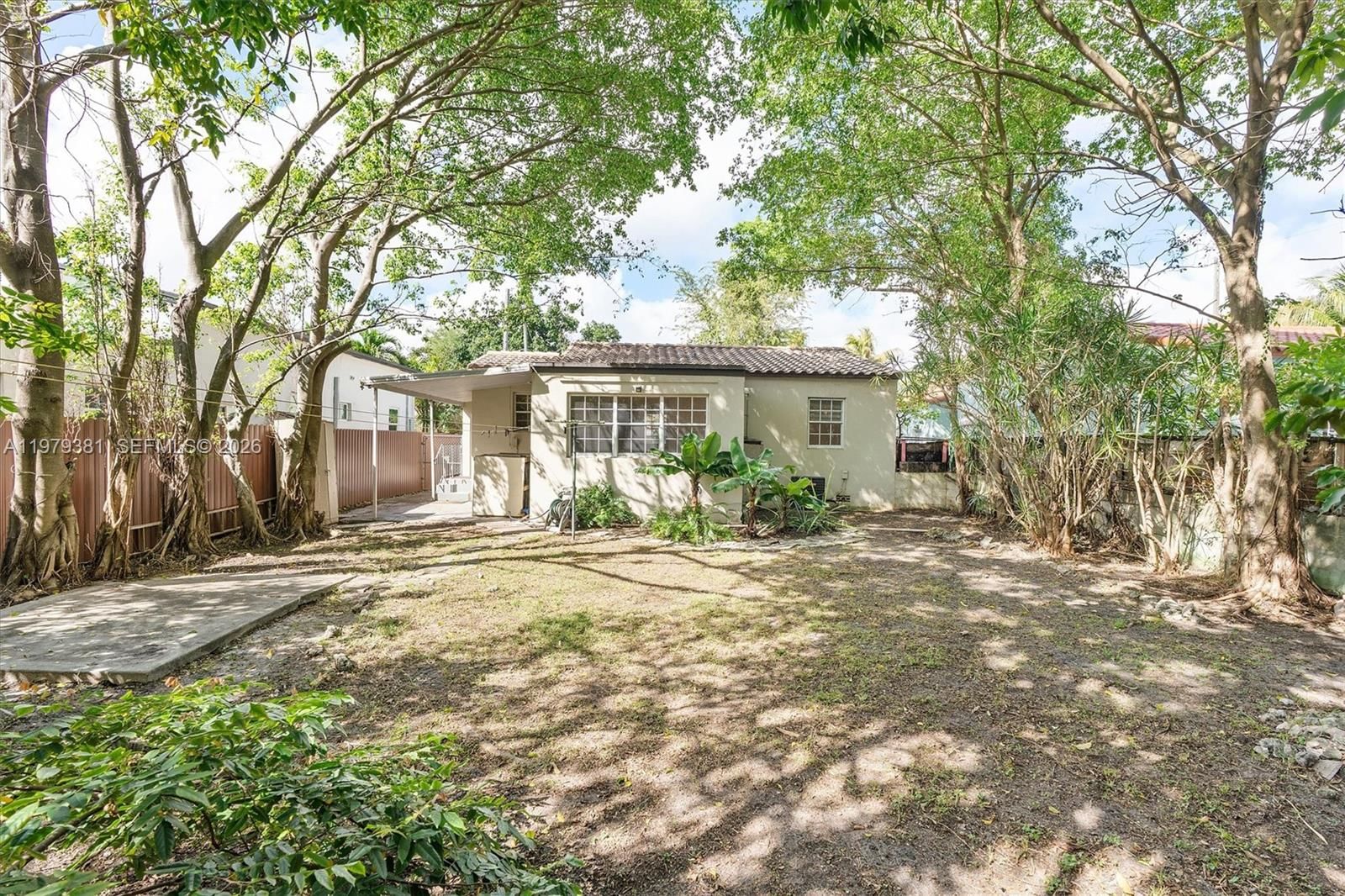 Real estate property located at 2508 19th Ter, Miami-dade, Grapeland Park, Miami, FL