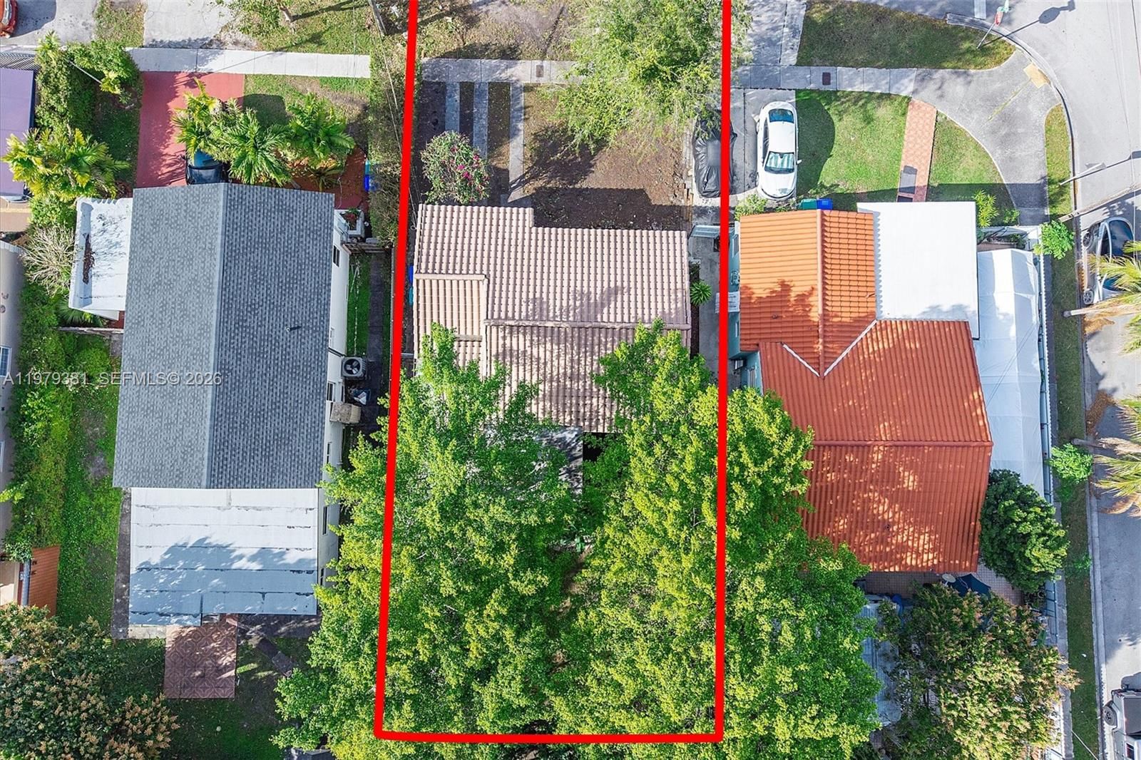 Real estate property located at 2508 19th Ter, Miami-dade, Grapeland Park, Miami, FL