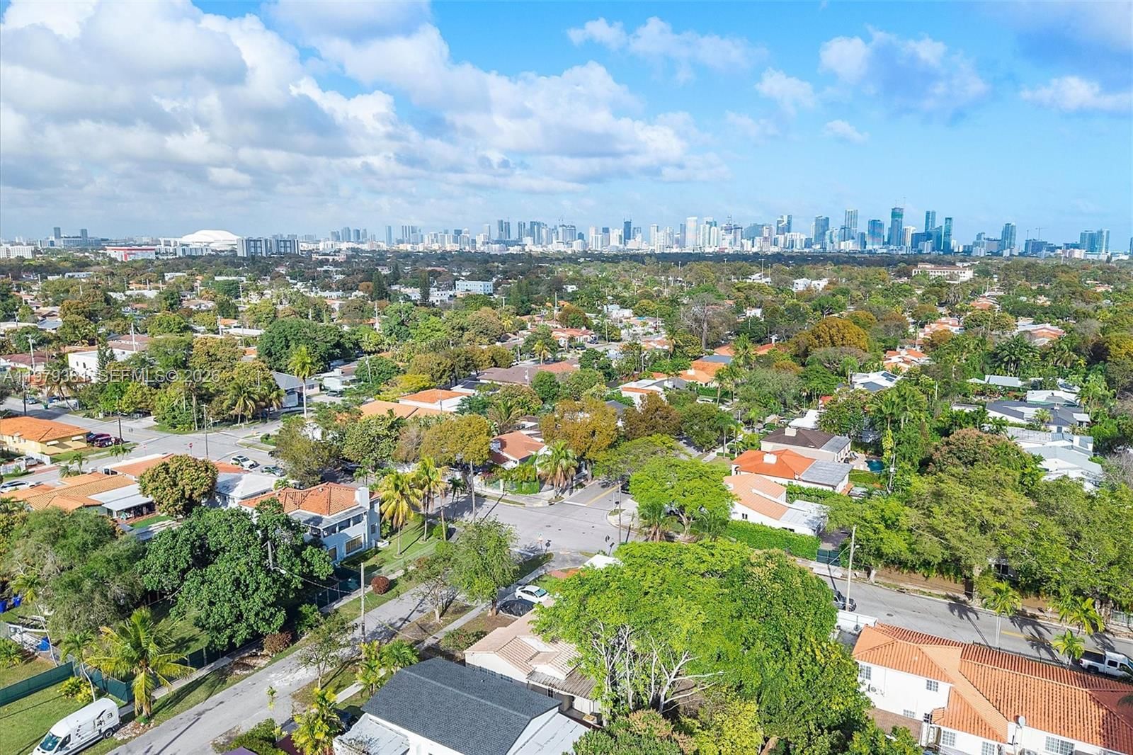 Real estate property located at 2508 19th Ter, Miami-dade, Grapeland Park, Miami, FL