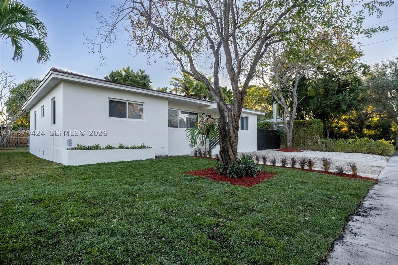 Real estate property located at 6070 42nd St, Miami-dade, Rev Pl Alta Terr, Miami, FL