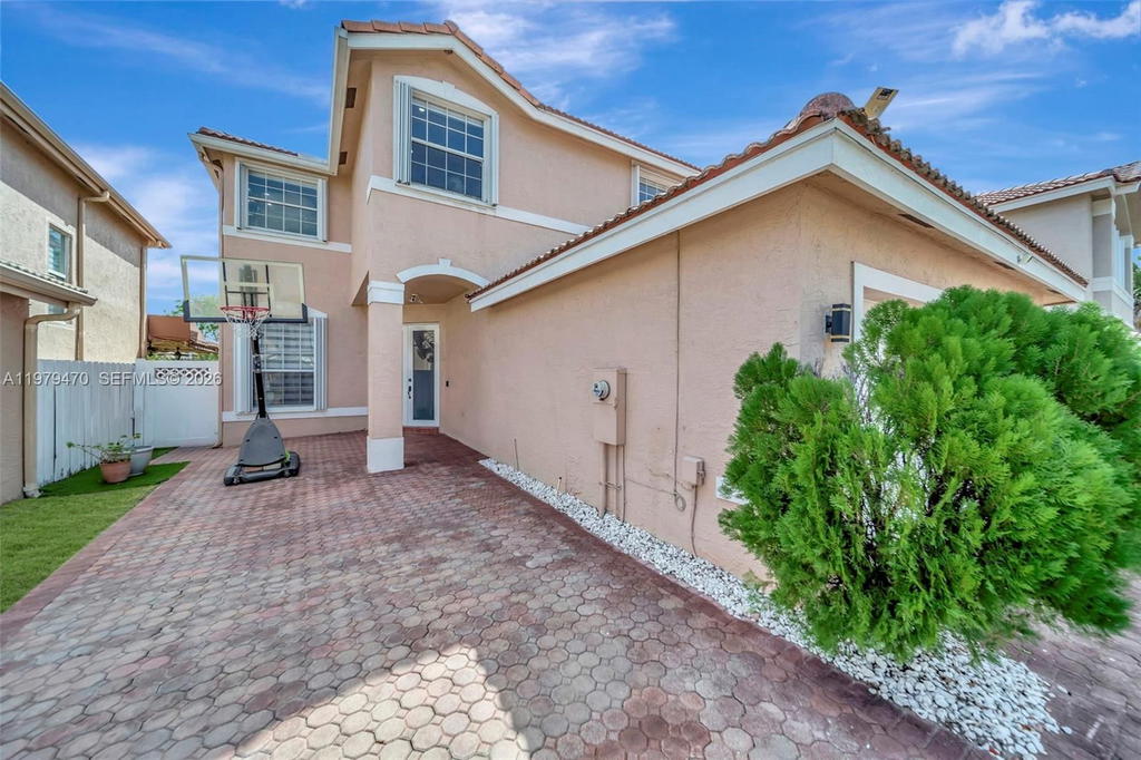 Real estate property located at 16340 26th St, Broward, Silver Shores, Miramar, FL