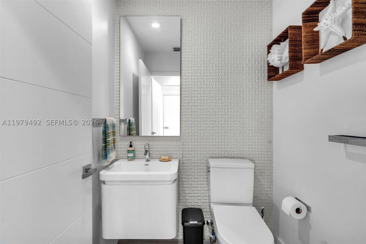 Real estate property located at 707 54th St, Miami-dade, La Gorce Golf Sub, Miami Beach, FL