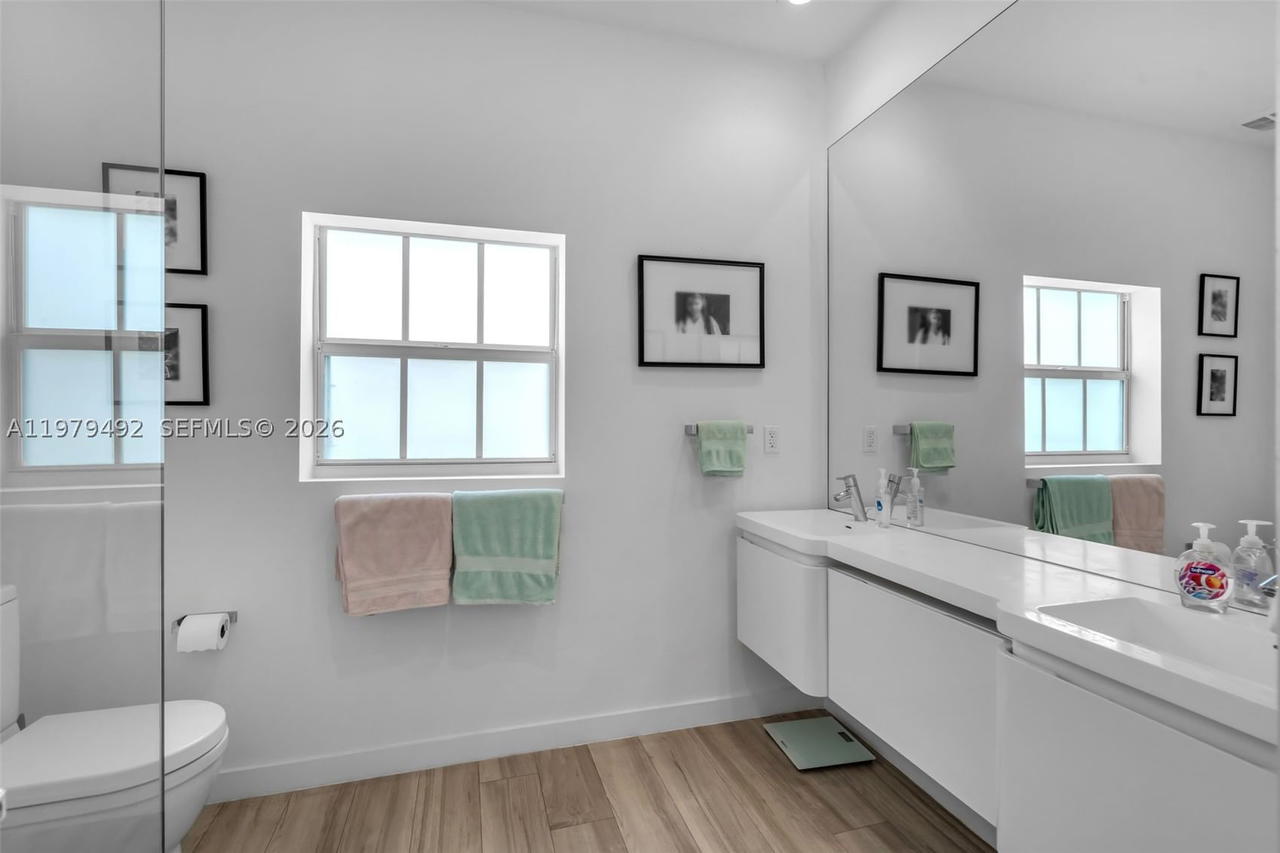 Real estate property located at 707 54th St, Miami-dade, La Gorce Golf Sub, Miami Beach, FL