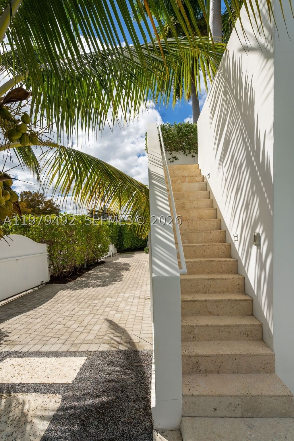 Real estate property located at 707 54th St, Miami-dade, La Gorce Golf Sub, Miami Beach, FL
