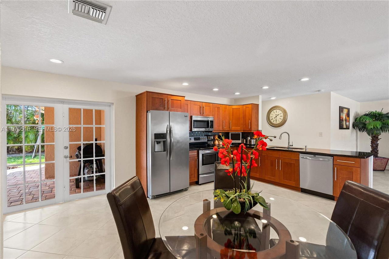 Real estate property located at 9136 32nd Pl, Broward, Relco Estates First Addit, Sunrise, FL
