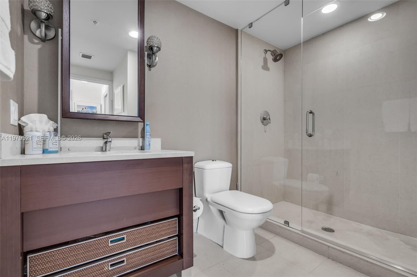 Real estate property located at 6899 Collins Ave #2403, Miami-dade, North Carillon Beach Condo, Miami Beach, FL