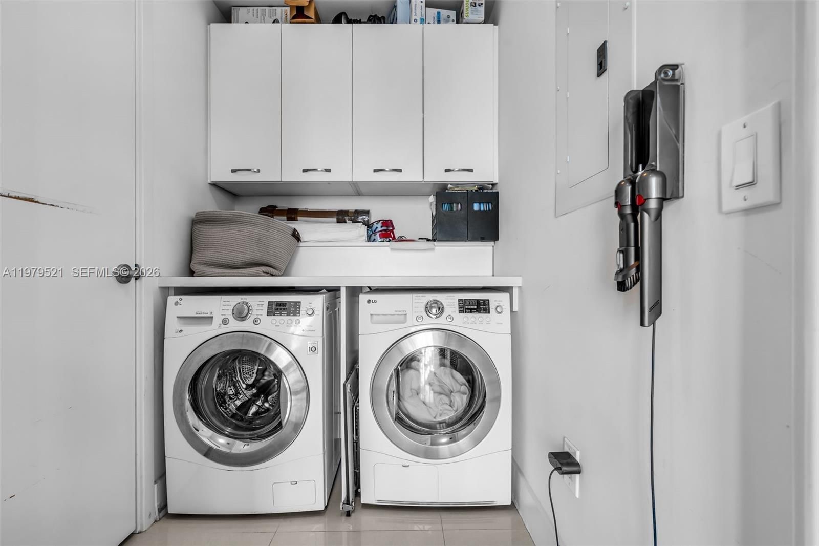 Real estate property located at 6899 Collins Ave #2403, Miami-dade, North Carillon Beach Condo, Miami Beach, FL