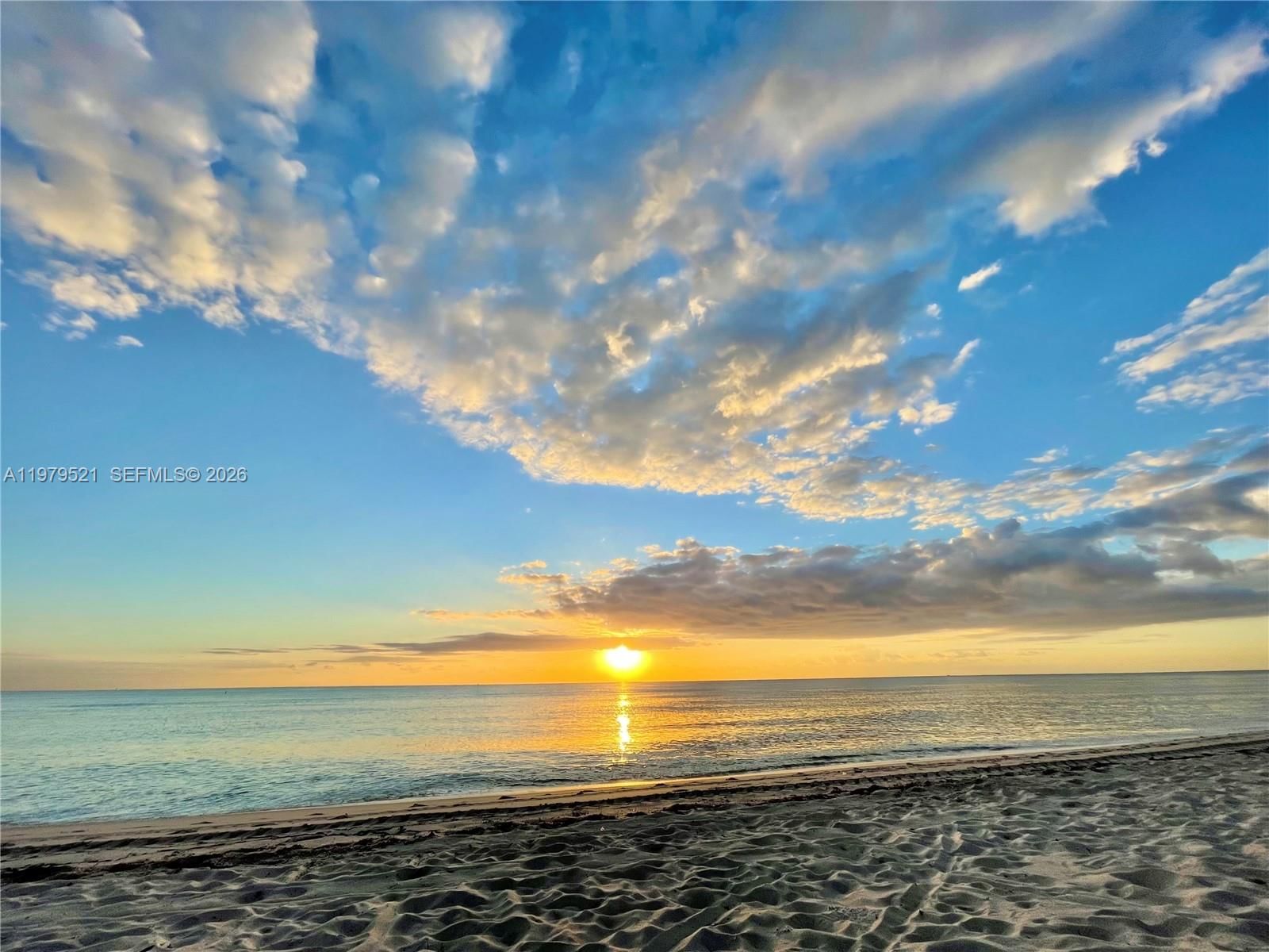 Real estate property located at 6899 Collins Ave #2403, Miami-dade, North Carillon Beach Condo, Miami Beach, FL